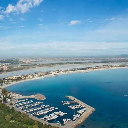 ֍relax ֍comfort ֍beach ֍nature ֍cagliari Downtown דירה *